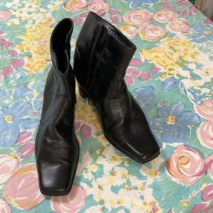 Ann Marino ankle boots
